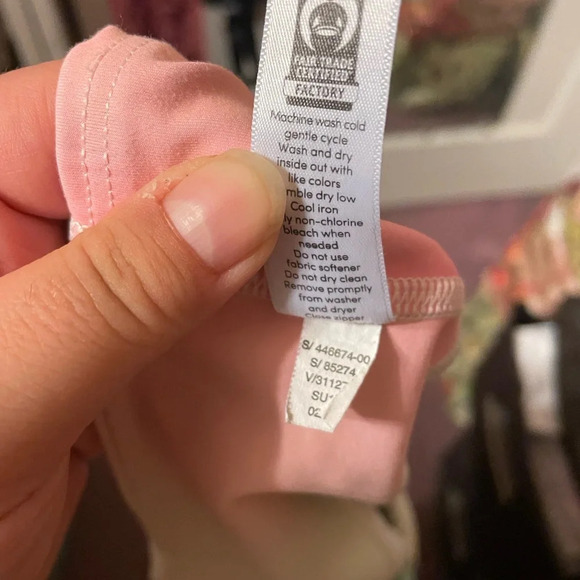 ATHLETA LOVE PROUDLY RAINBOW LEGGINGS - Picture 5 of 6